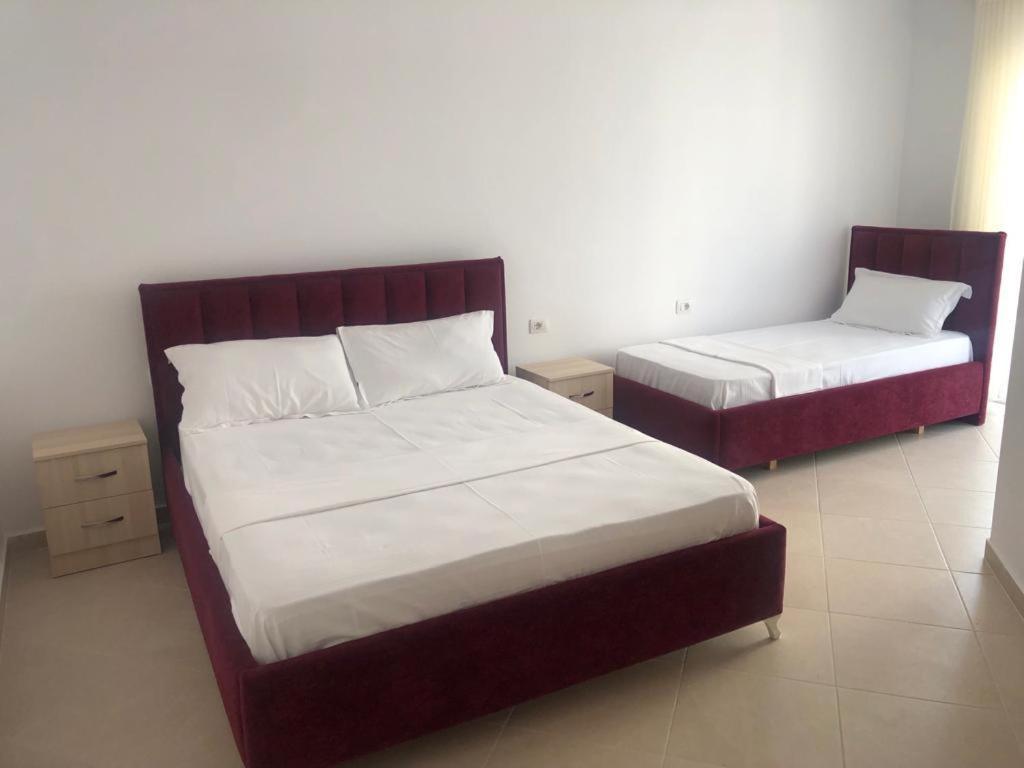 Hotel Mario, Shëngjin Extérieur photo